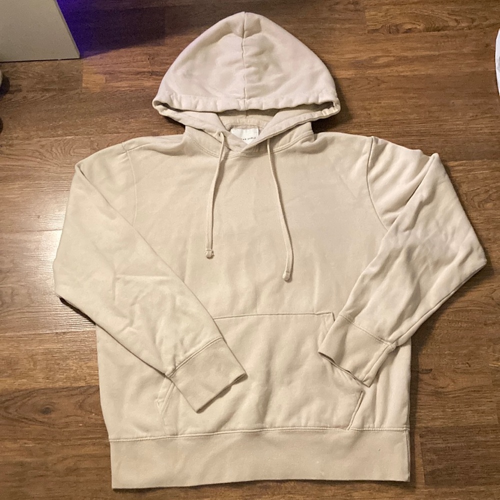 BRAND: American Eagle